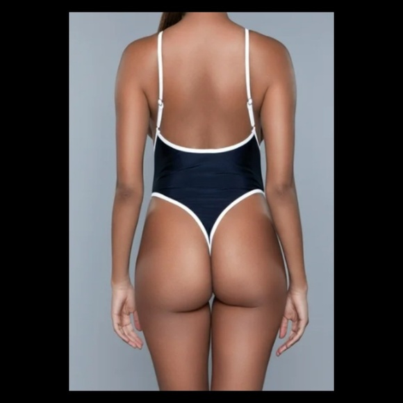 Black and white one piece swimsuit. - Picture 6 of 6